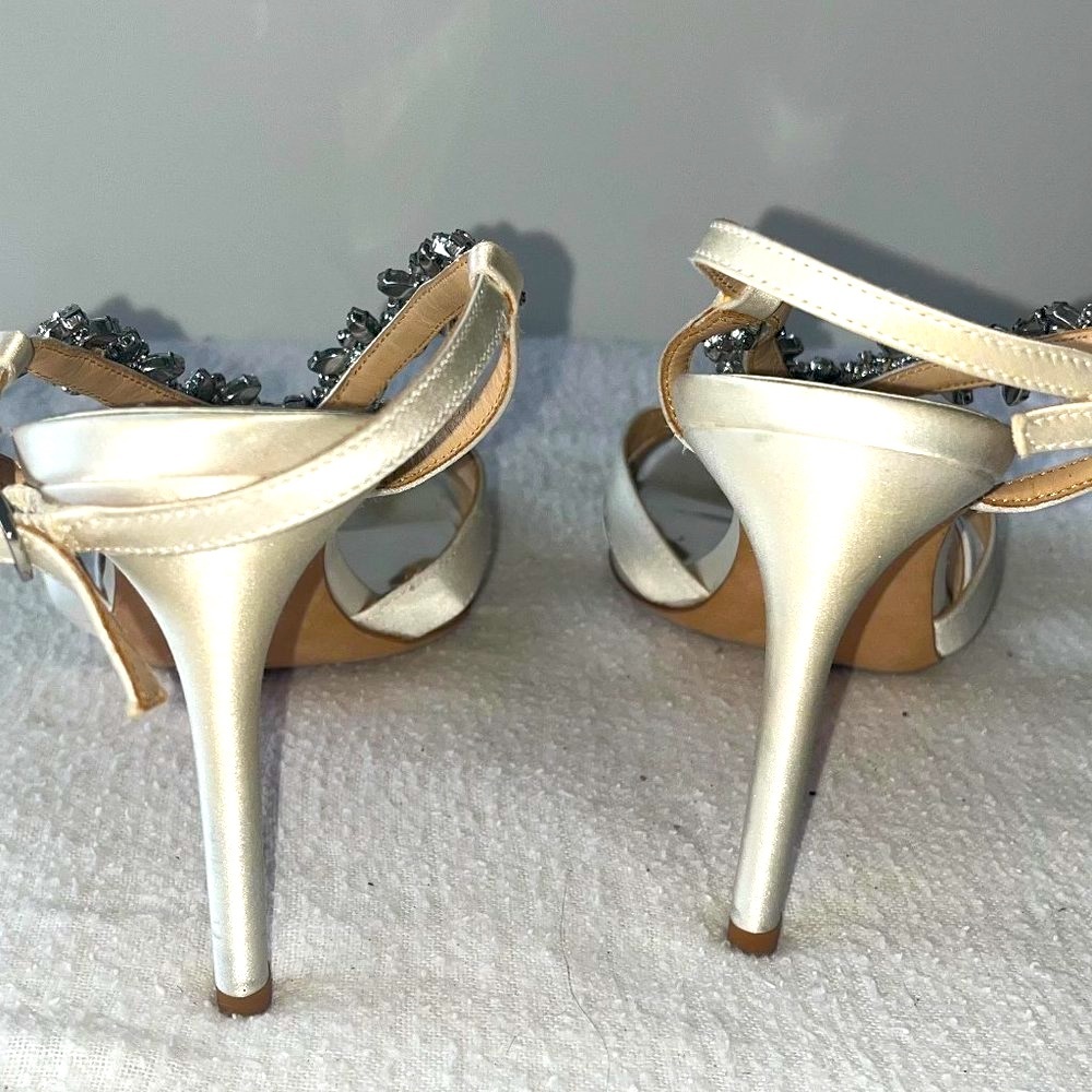 Badgley Mischka sparkle heels - Picture 4 of 5